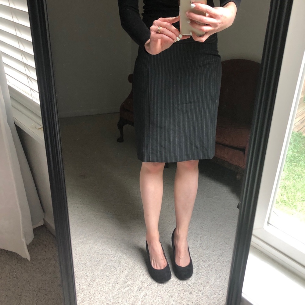 EUC: Beautiful pencil skirt